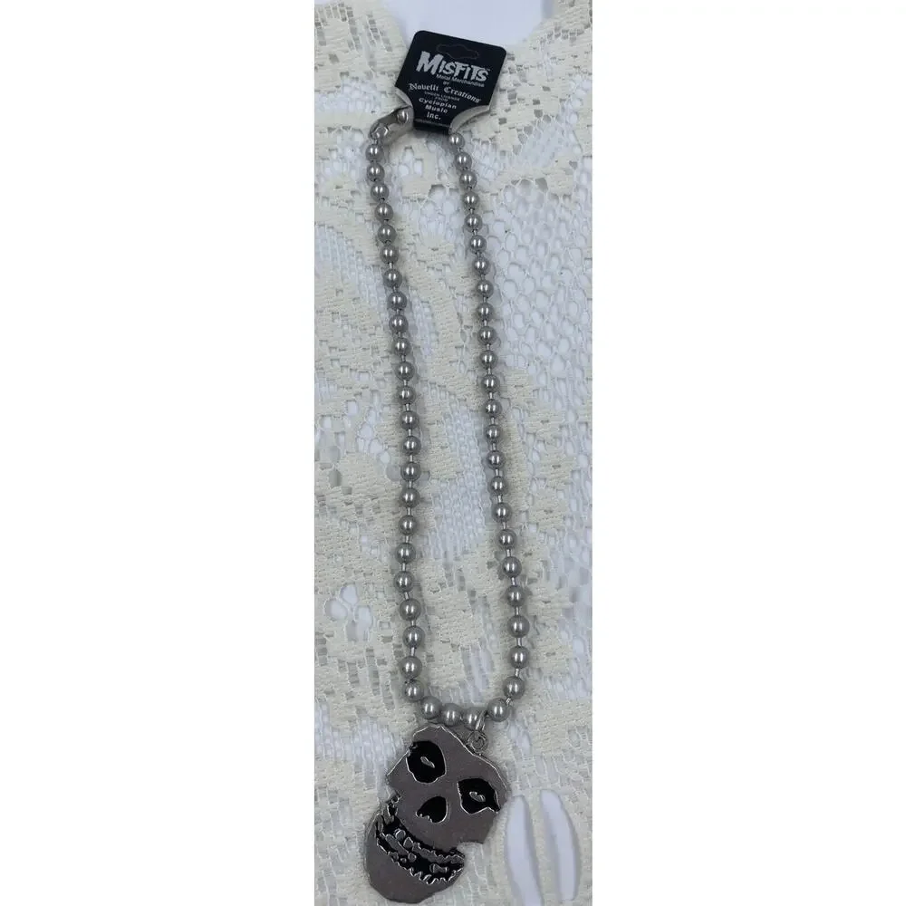 Misfits Necklace New 2002 Crimson Ghost Huge Pendant Vintage NOS - Picture 3 of 6